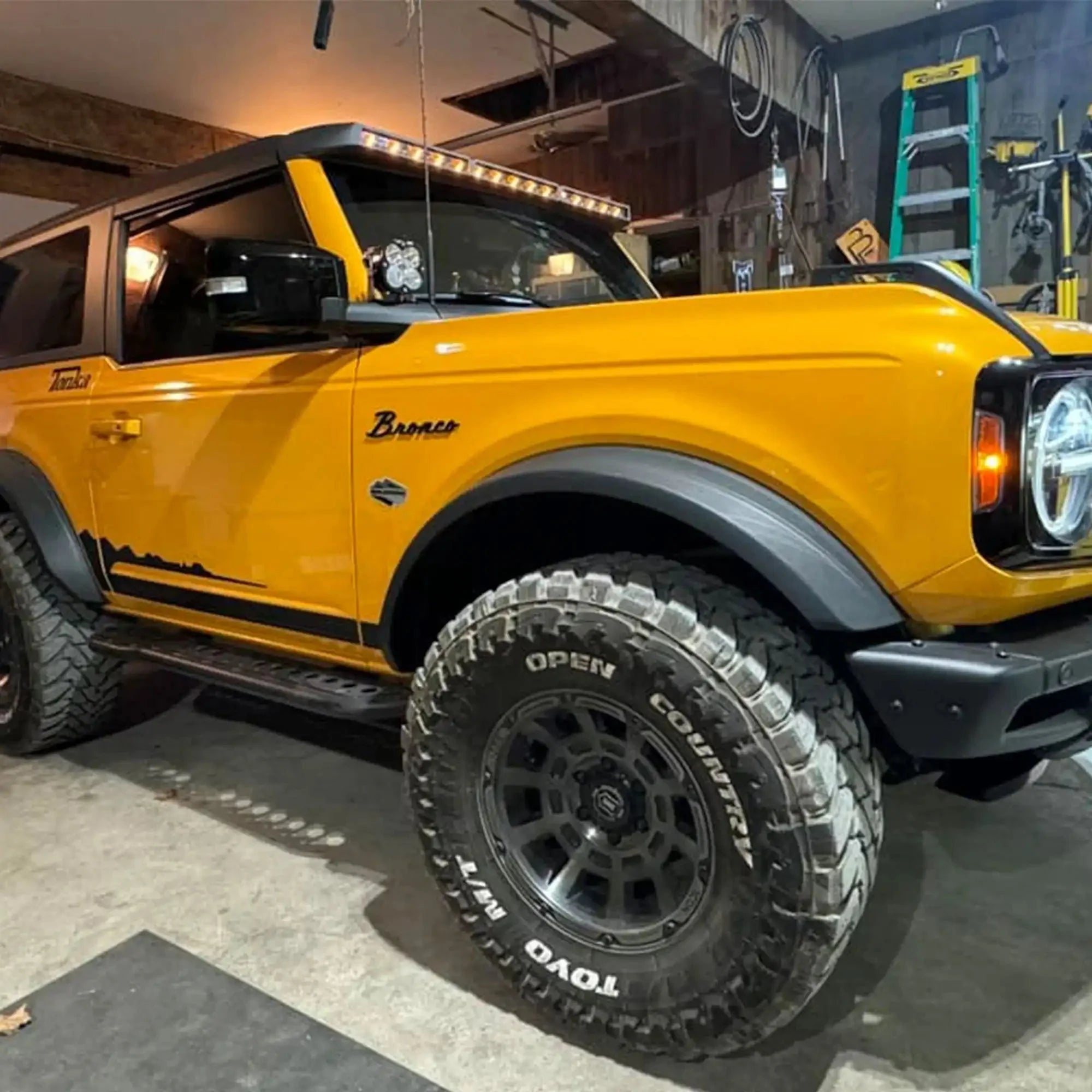 Ford Bronco Integrated Roof LED Light Bar | ORACLE 18,000 Lumens 240W
