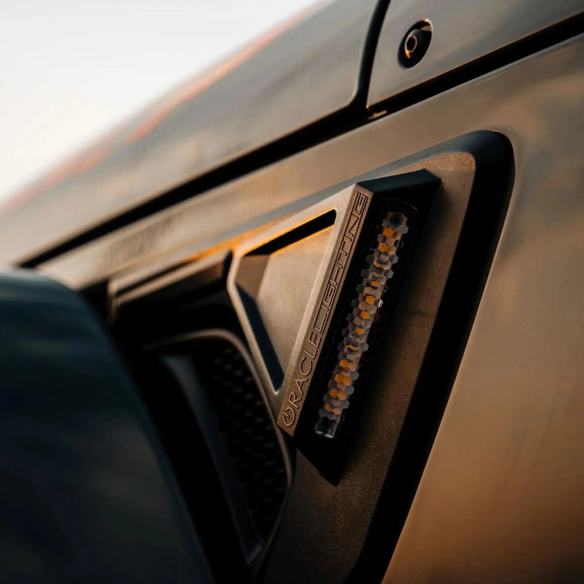 Jeep Wrangler JL & Gladiator JT Sidetrack LED Fender Lights - Entry & Turn Signal | ORACLE