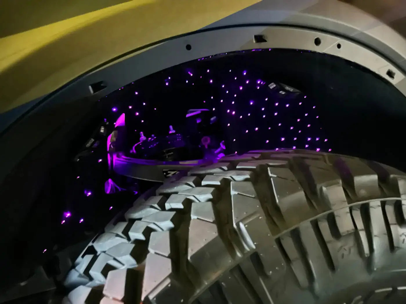 ORACLE Lighting Fiber Optic Wheel Liner ColorSHIFT RGB+W Kit - 40W LED/ 600 Fibers