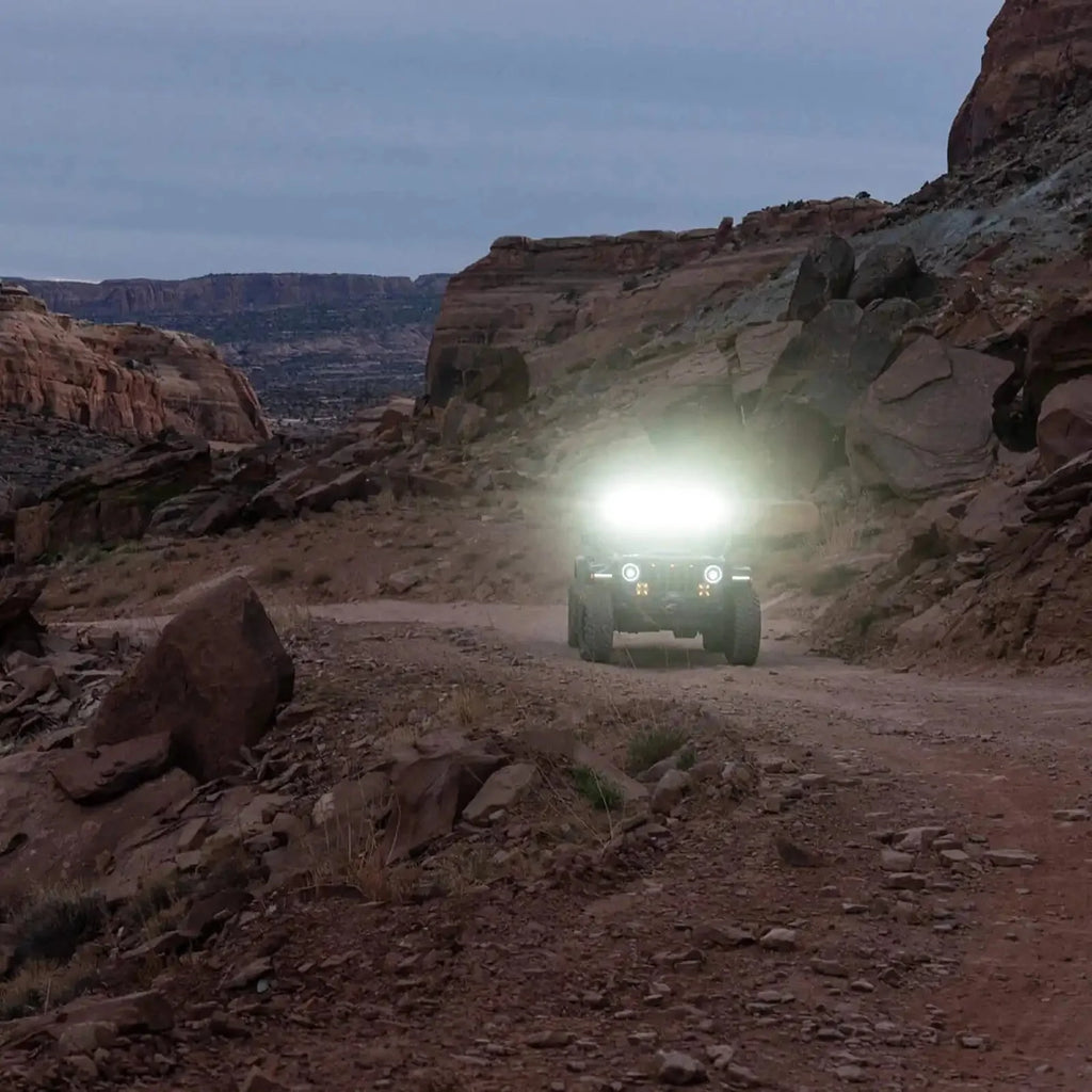Jeep JL/JT Integrated Roof LED Light Bar | ORACLE 18,000 Lumens 240W