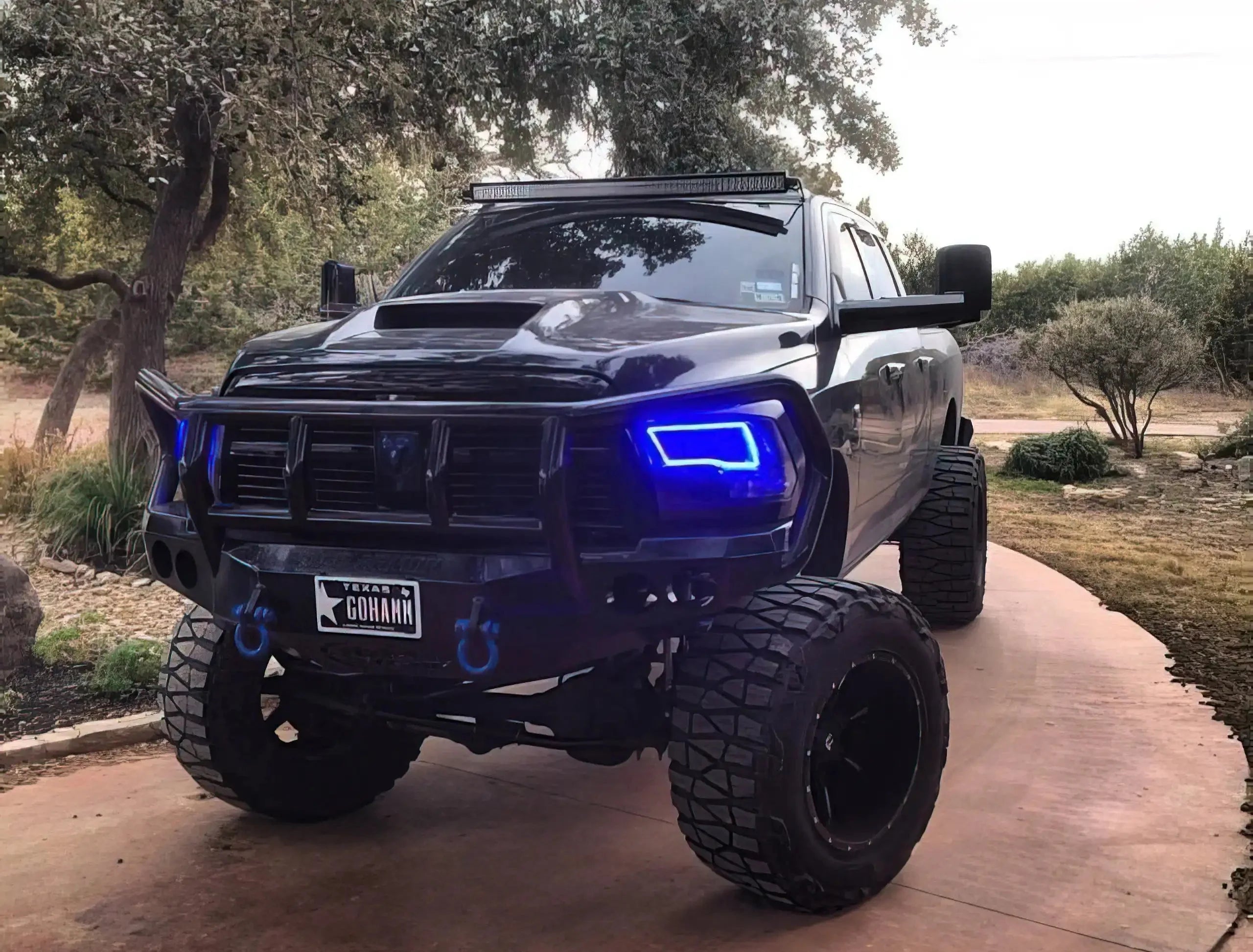 ORACLE Lighting 2009-2018 RAM 1500 Sport Pre-Assembled Headlights - Black Housing