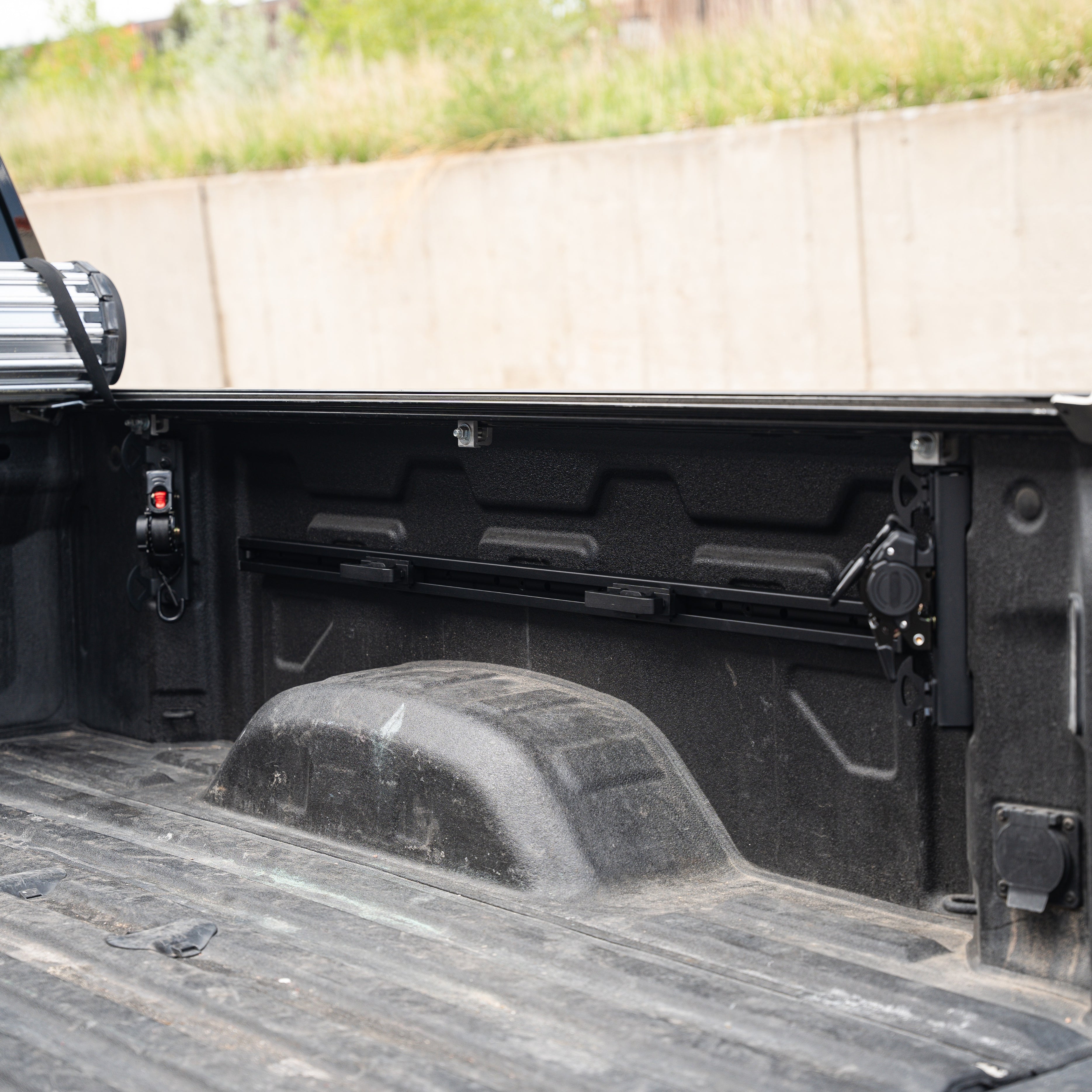 Integral Rails - Bedside Rail System - Chevrolet Silverado & GMC Sierra 2500/3500 (2020+ 6'9" Bed Only)