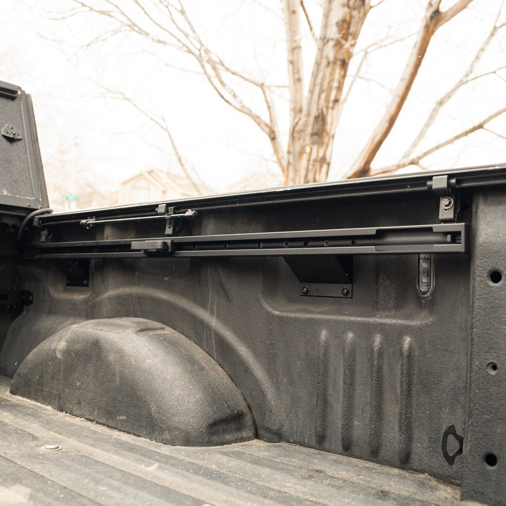 Integral Rails + Tie-down Cleats - Ford F150 & Raptor 2015+ (5.5' Bed Only)