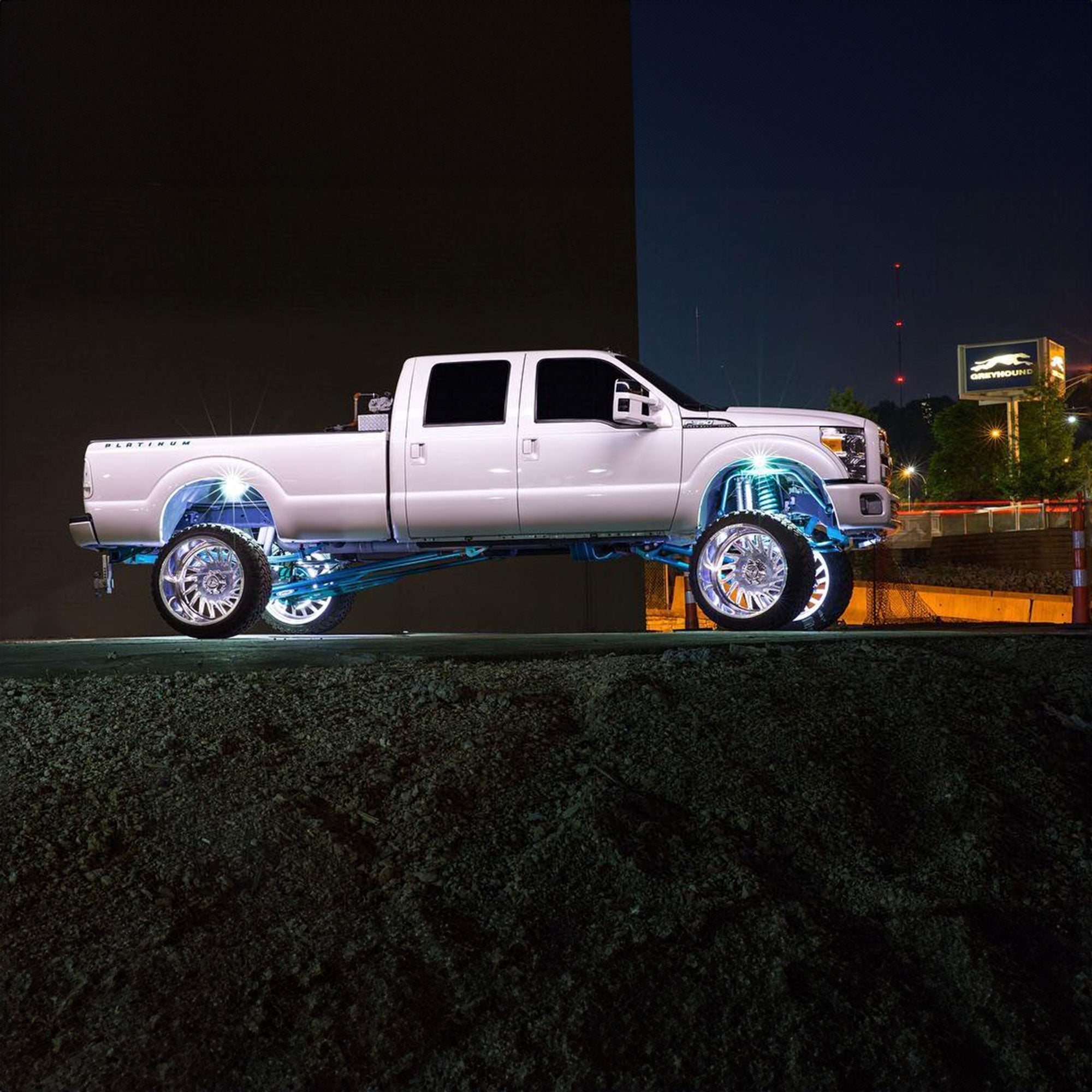 ORACLE Lighting LED Illuminated Wheel Rings - Single / Double Row LED