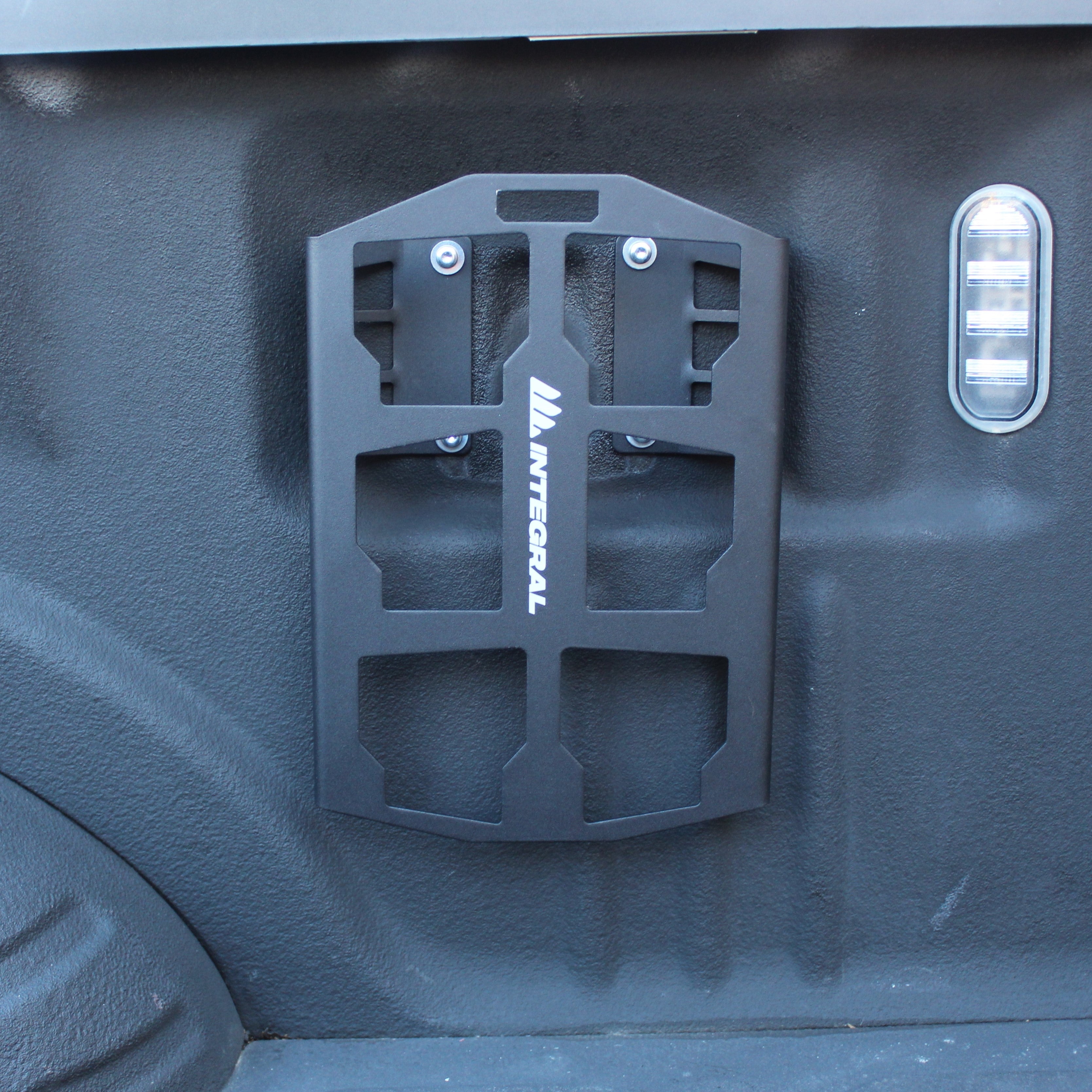 Integral Boxlink Plate (Half) - Ford F150 & RAPTOR (2015+), Super Duty (2017+)