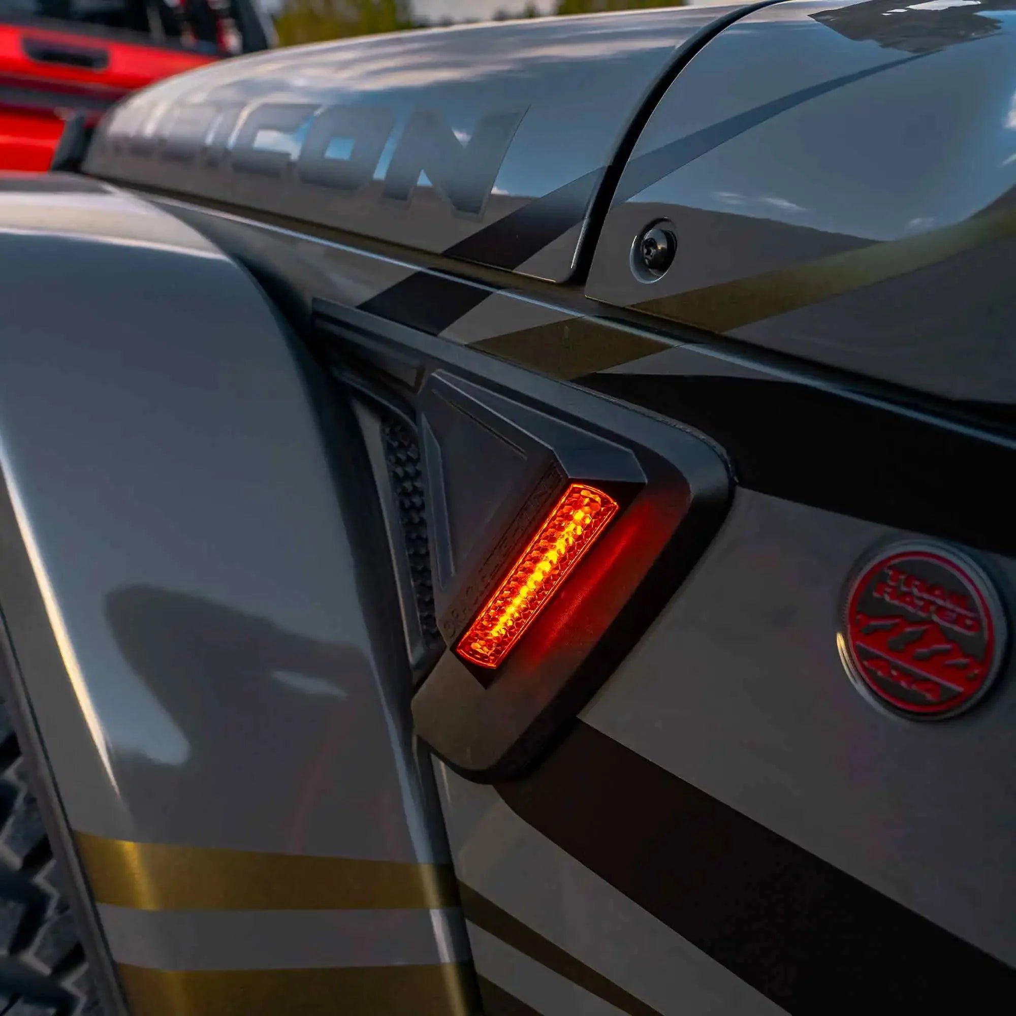 Jeep Wrangler JL & Gladiator JT Sidetrack LED Fender Lights - Entry & Turn Signal | ORACLE