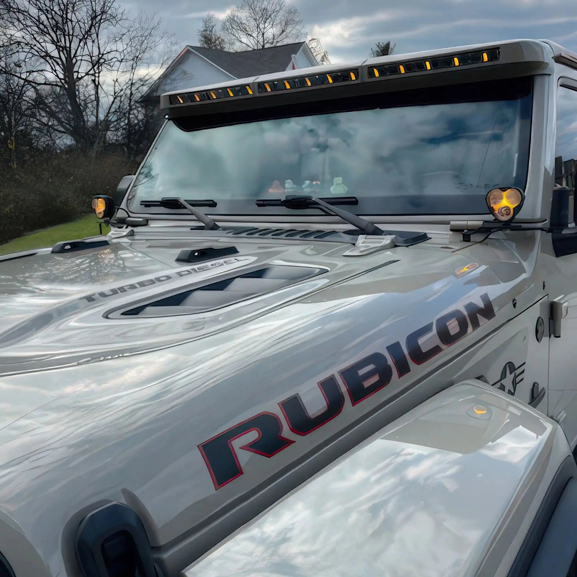 Jeep JL/JT Integrated Roof LED Light Bar | ORACLE 18,000 Lumens 240W