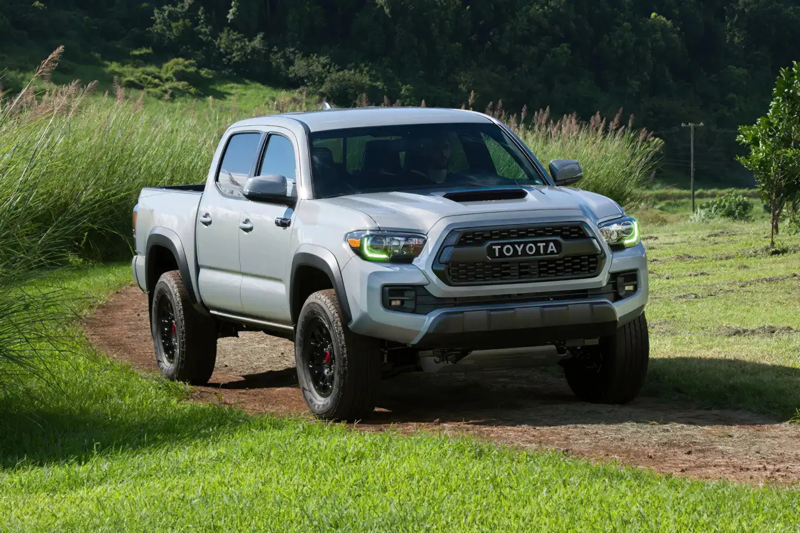 ORACLE Lighting 2016-2023 Toyota Tacoma Dynamic ColorSHIFT RGB+A Headlight DRL Kit