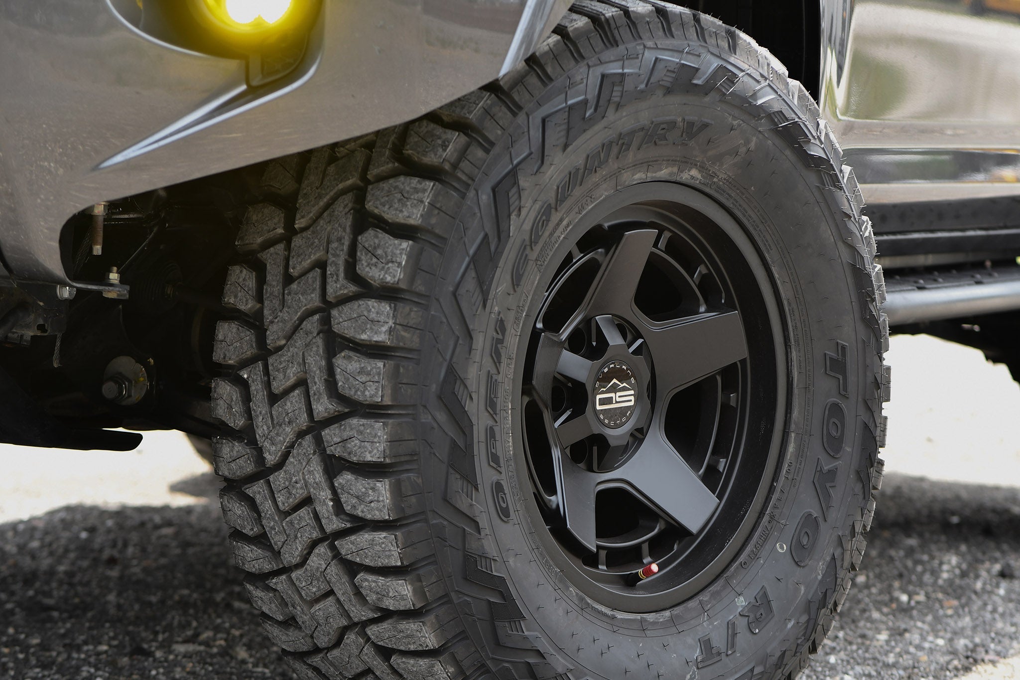Atlas Satin Black