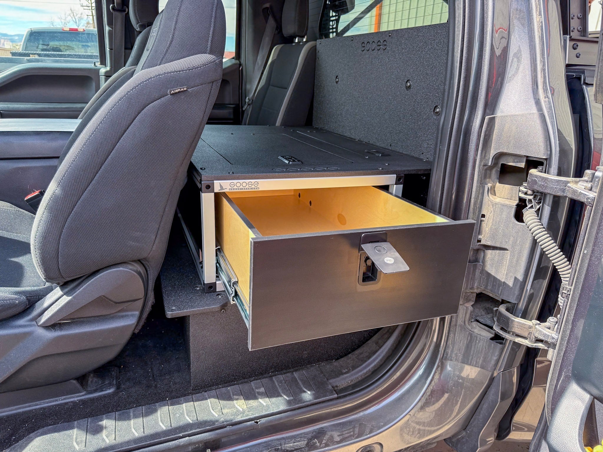 Ford - F150 - 2015-Present -Super Cab - W/O center B&O Subwoofer - Single Drawer Module