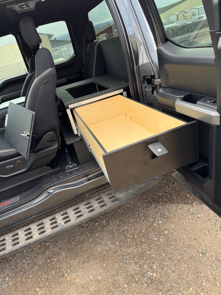 Ford - F250-F550 - 2017-Present - Super Cab - W/O center B&O Subwoofer - Single Drawer Module