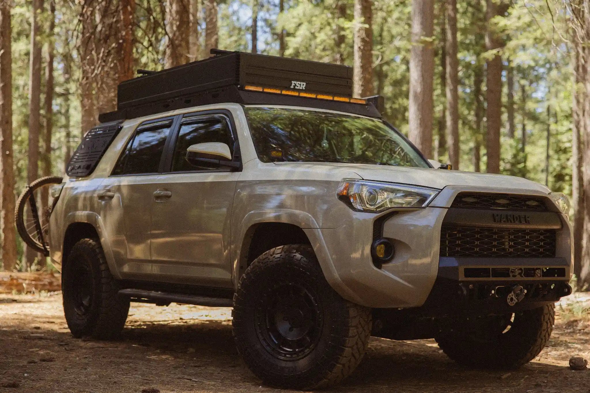 Free Spirit Recreation Nova King - Rooftop Tent
