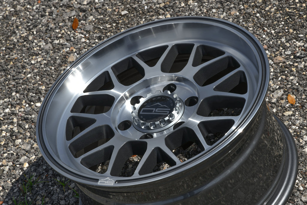Overland Sector Hyperdrive Flow Formed 17x8.5 +25 6x139.7 106.1mm Gloss Gun Metal/Machined Face