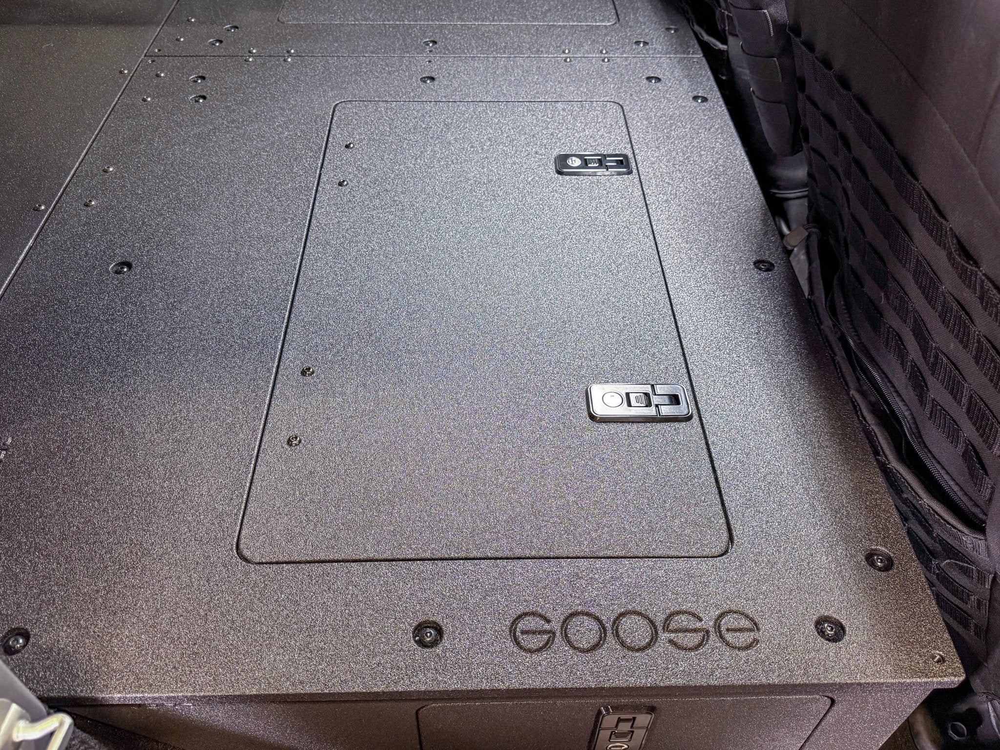 Jeep - Wrangler - 2007-2018 - JKU - 4 Door - Explore Series - Seat Delete Plate System - Second Row - Module Based - 8" Module