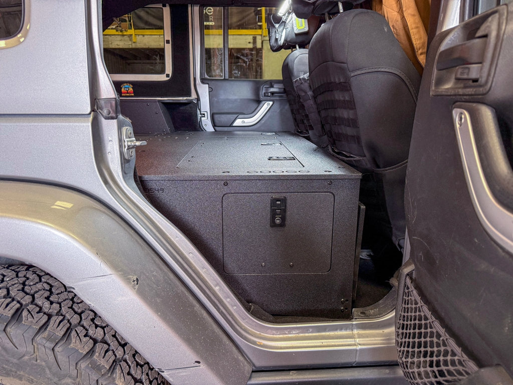 Jeep - Wrangler - 2007-2018 - JKU - 4 Door - Explore Series - Seat Delete Plate System - Second Row - Module Based - 8" Module