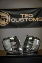 00-04 Tundra Access Cab Black Corner Lights