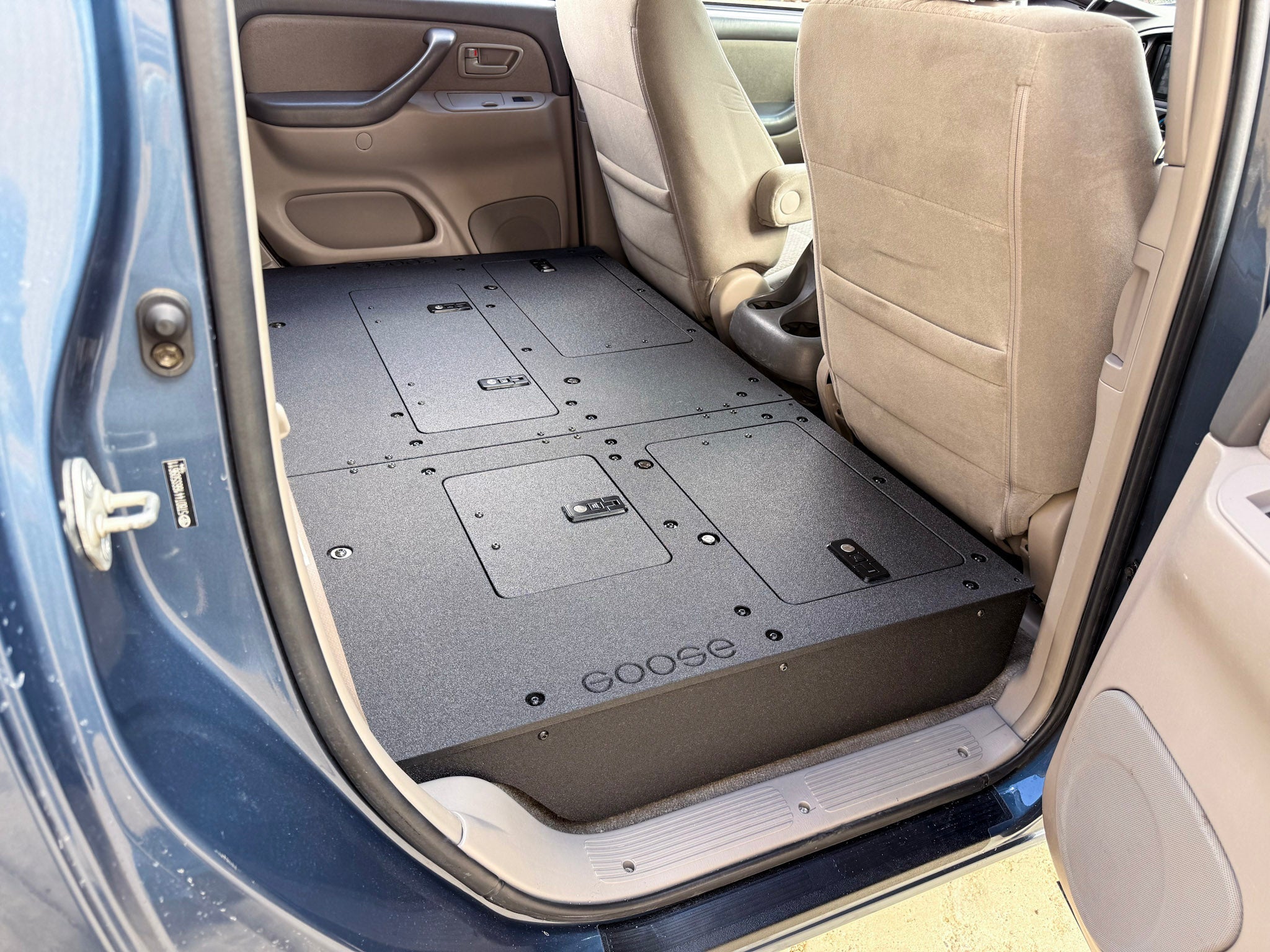 Toyota Tundra - 2000-2006 1st Gen - Double Cab - Second Row Seat Delete Plate System